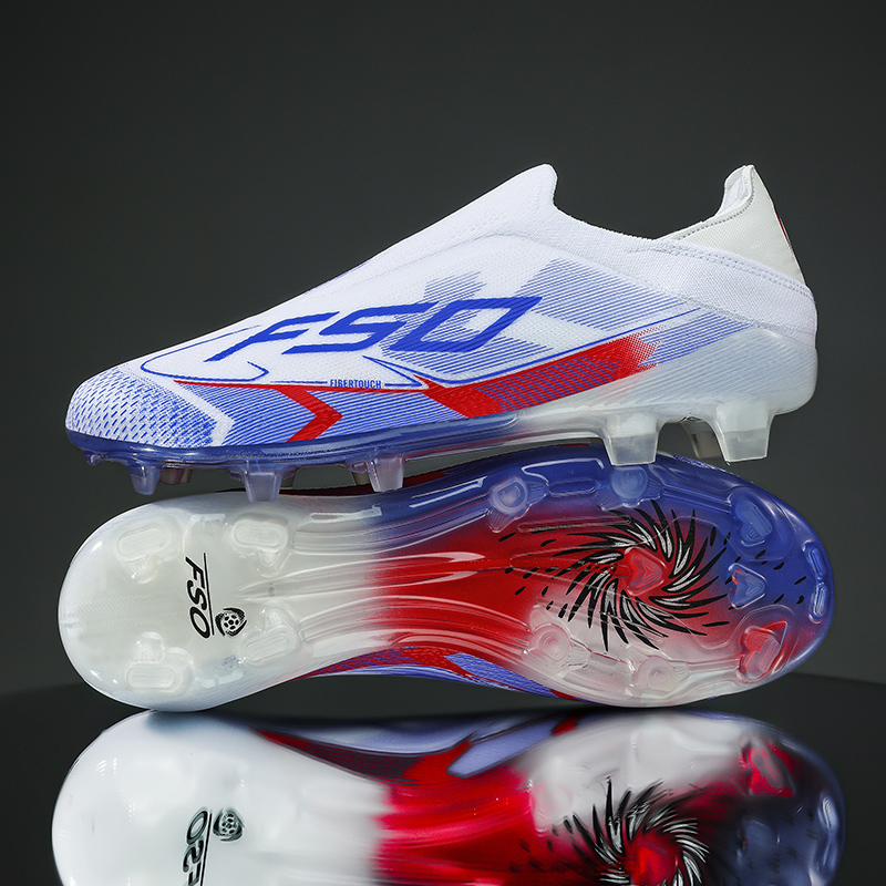 Nieuwe voetbalschoenen voor he - Sneaker Zone recensie en prijs