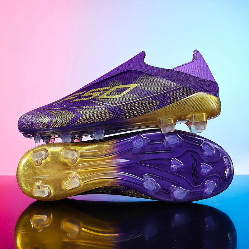 Nieuwe voetbalschoenen voor he - Sneaker Zone recensie en prijs