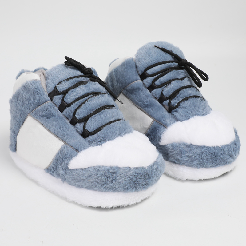 Warme pluche sneakerpantoffels - Sneaker Care Set recensie en prijs