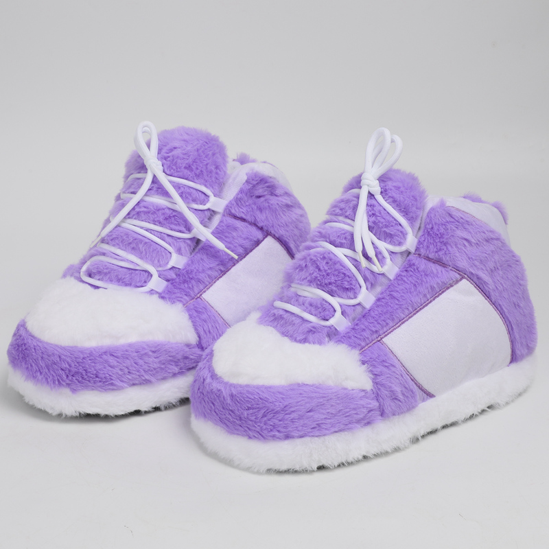 Warme pluche sneakerpantoffels - Sneaker Care Set recensie en prijs